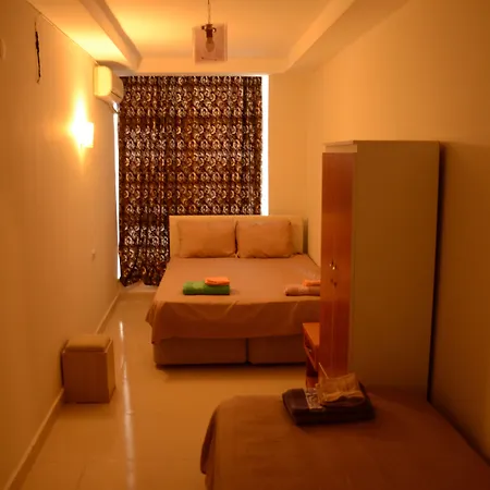Hotel Alyans 2*