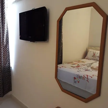 Hotel Alyans 2*